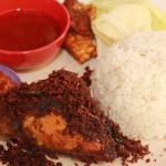 ROSYANTI SUPPORTED BY HUSBAND AND HAVING GENERATED FAMILY'S HOME RECIPE 'AYAM PENYET' EXPOSE IN F&B INDUSTRY